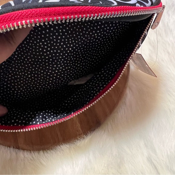 Brighton Endless Love Belt Bag NWT - Picture 8 of 8